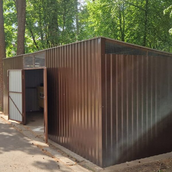 Saimniecibas mazais angars